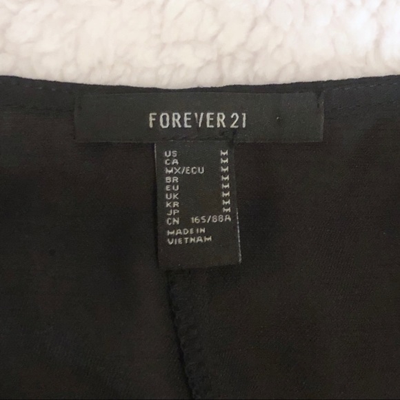 SOLD ON DEPOP Corset Peasant Bustier Crop Top - Picture 5 of 6